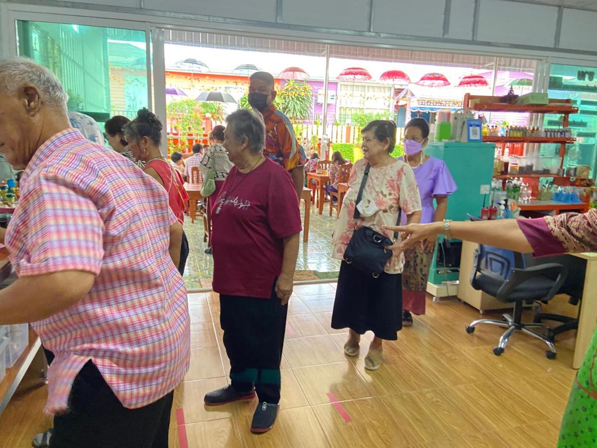 บุญจินดา รีสอร์ท Ban Bang Phayom Exterior photo
